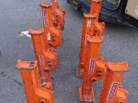 Höjning av fuktskadat hus